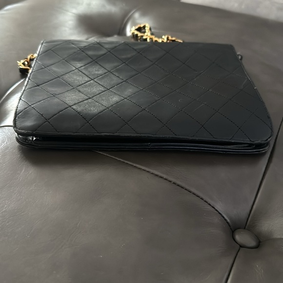 VINTAGE Chanel Shoulder Crossbody Flap Bag - Picture 14 of 14
